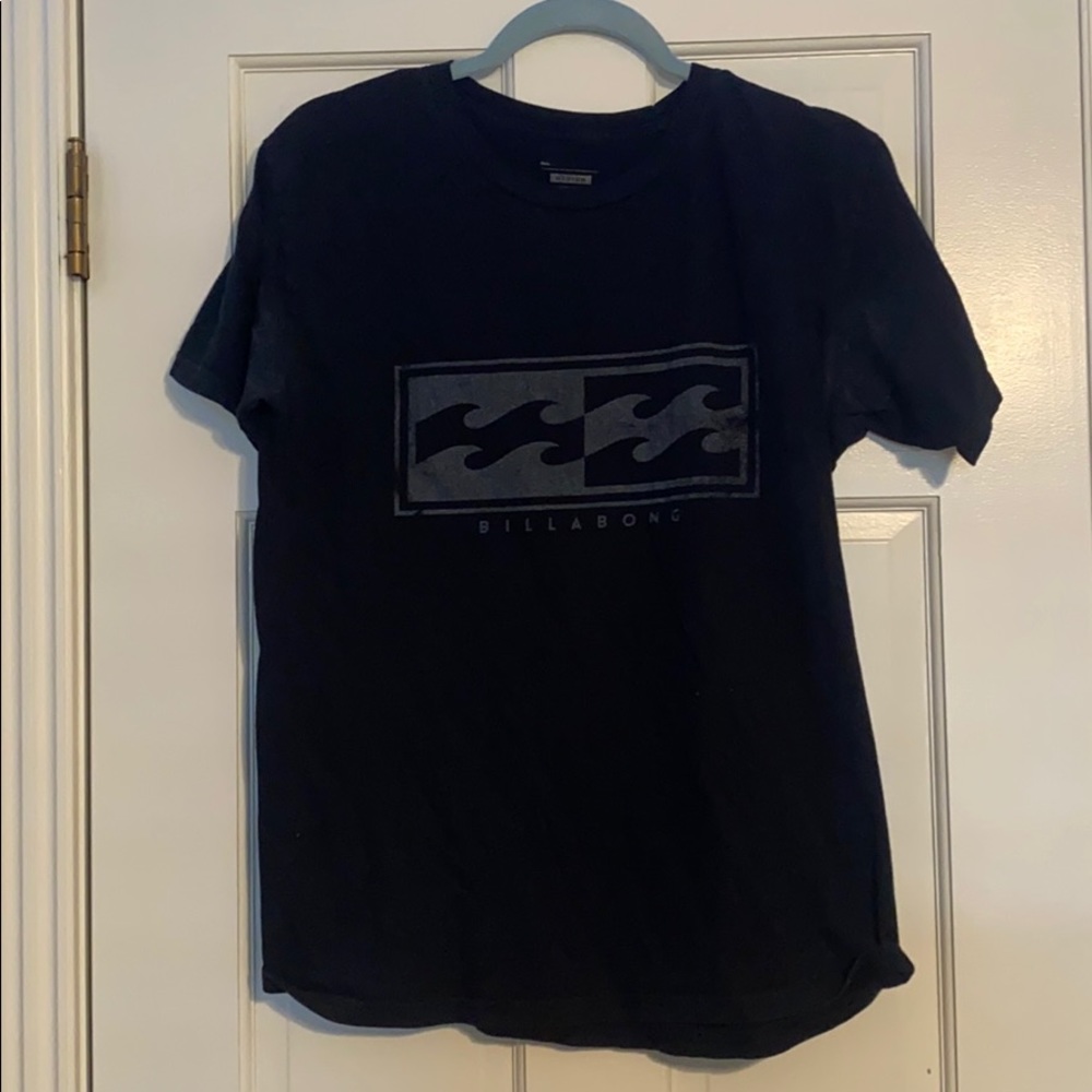 BillaBong black short sleeve